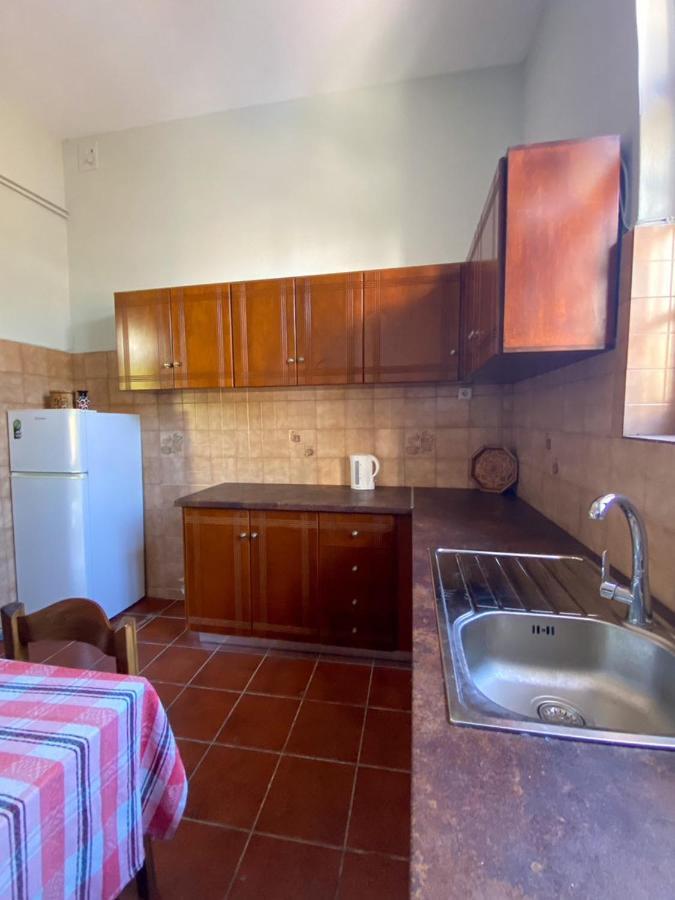 Shared House , Private Rooms With Garden La Canea Esterno foto