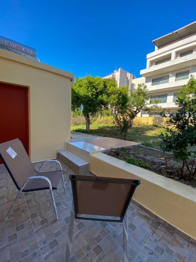 Shared House , Private Rooms With Garden La Canea Esterno foto